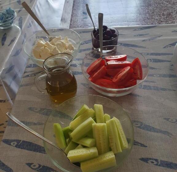 高级单人间, Zoagli