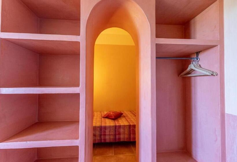 Четырехместный Номер Стандарт, La Ferme Du Petit Ségriès Bed And Breakfast