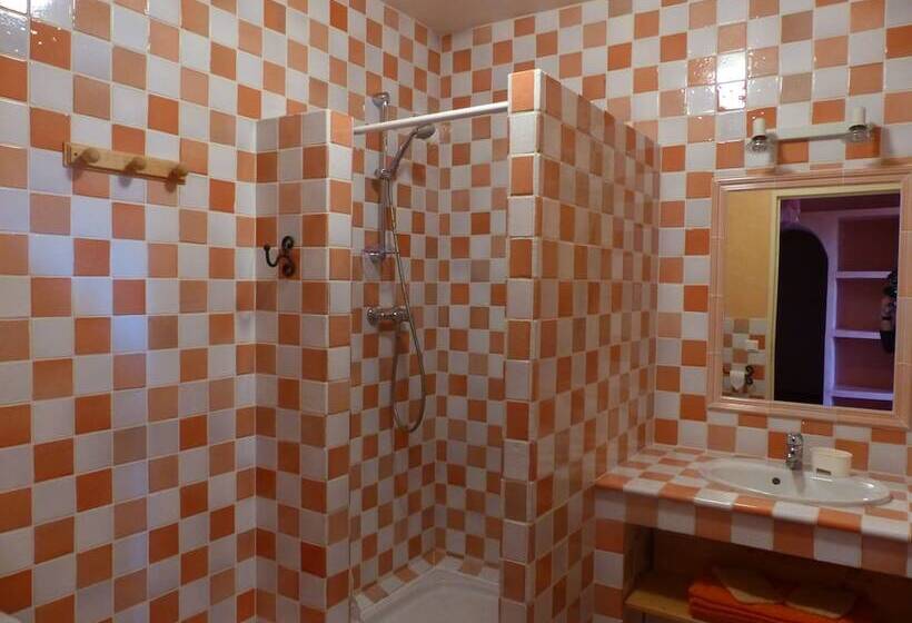 Четырехместный Номер Стандарт, La Ferme Du Petit Ségriès Bed And Breakfast