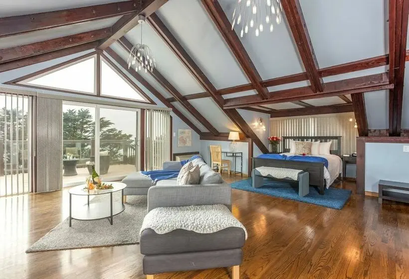 ペントハウスルーム, Ocean View Inn