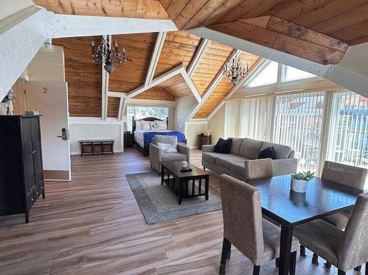 Пентхаус, Ocean View Inn