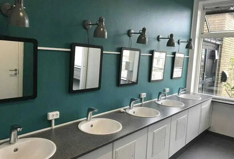 اتاق خانوادگی با سرویس بهداشتی مشترک, Danhostel Aarhus City