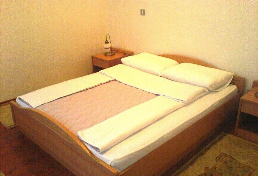 اتاق استاندارد یک نفره, Bm