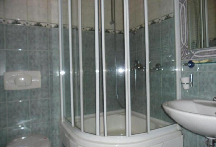 اتاق استاندارد یک نفره, Bm