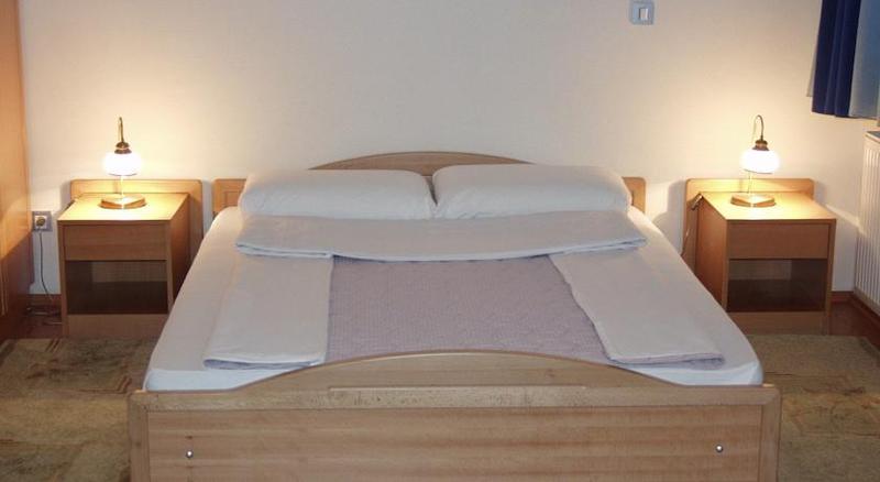 اتاق استاندارد یک نفره, Bm