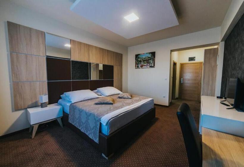 اتاق لوکس, Brcko Gas Prijedor