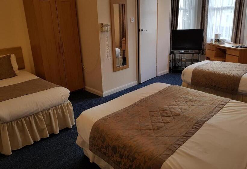 اتاق خانوادگی, Burley Court