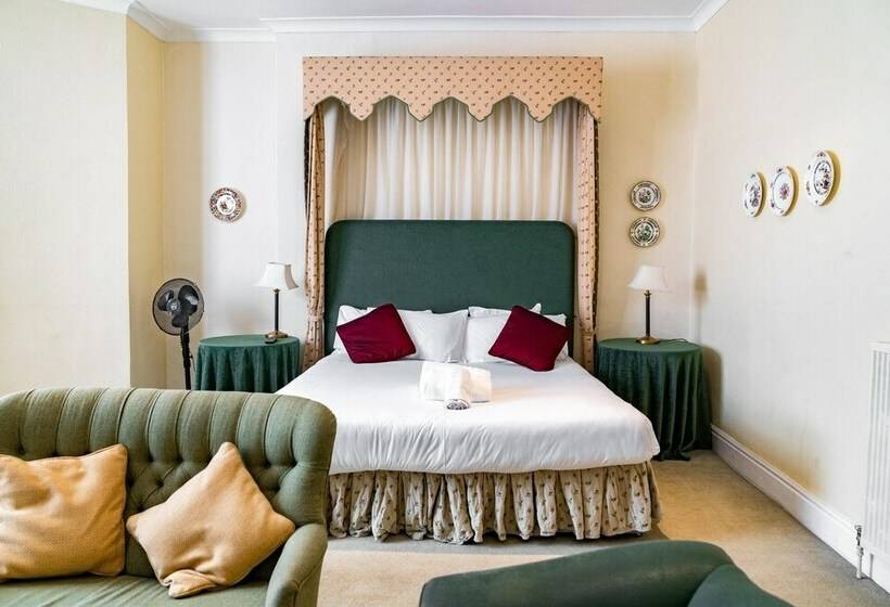 スイート, Crown Hotel Stone