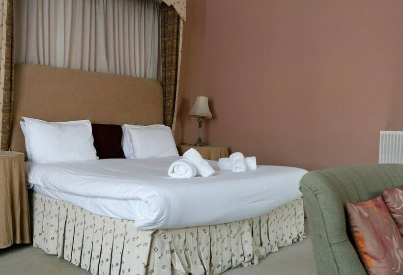 スイート, Crown Hotel Stone