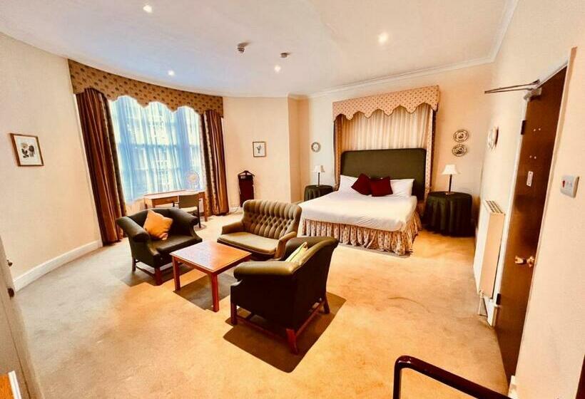 スイート, Crown Hotel Stone