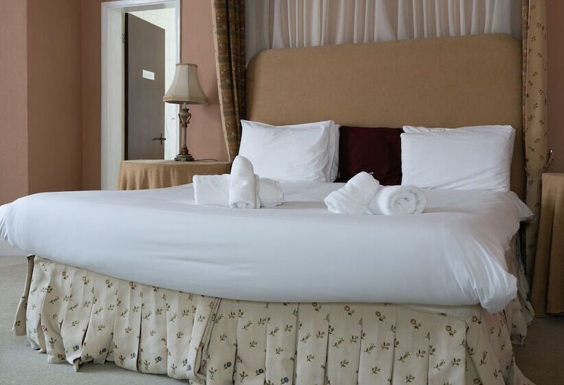 スイート, Crown Hotel Stone