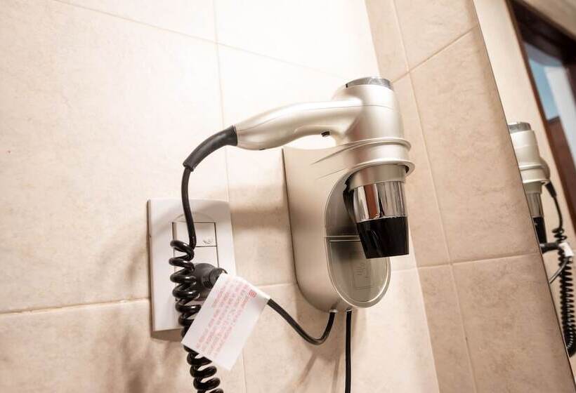 Номер Стандарт Трехместный, Emperatriz