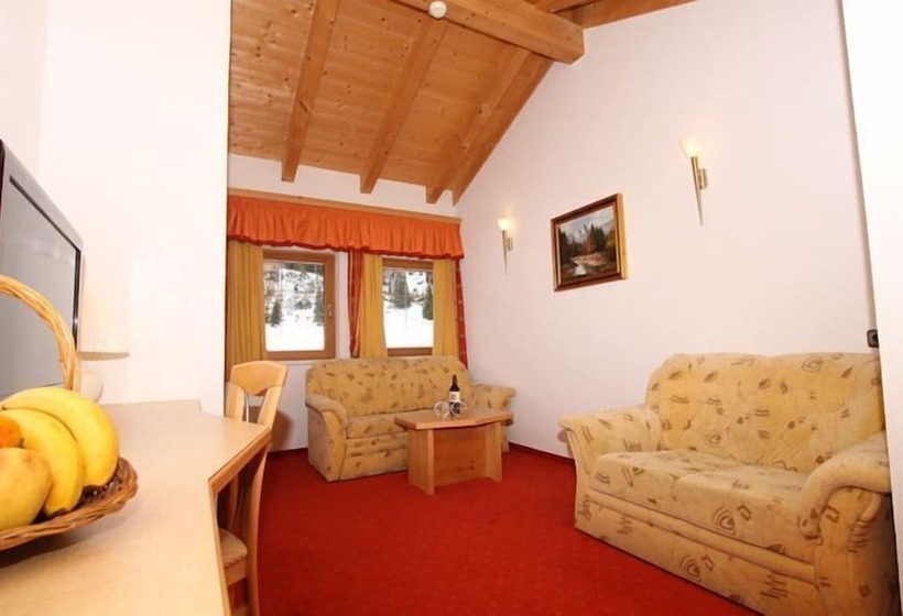 주니어 스위트, Humlerhof