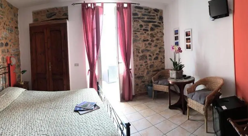 اتاق استاندارد با چشمانداز دریاچه, Locanda La Pergola