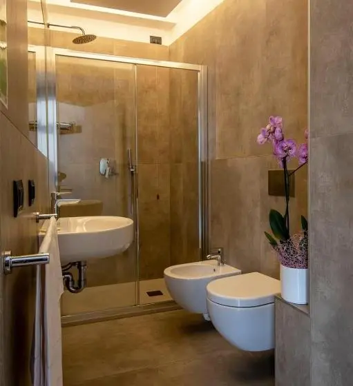 اتاق استاندارد با چشمانداز دریاچه, Locanda La Pergola