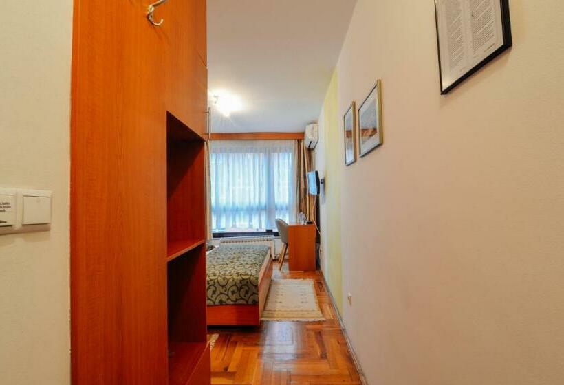 اتاق استاندارد, Mod