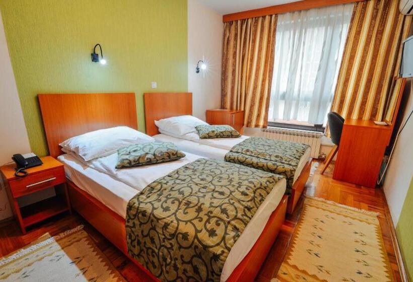 اتاق استاندارد, Mod