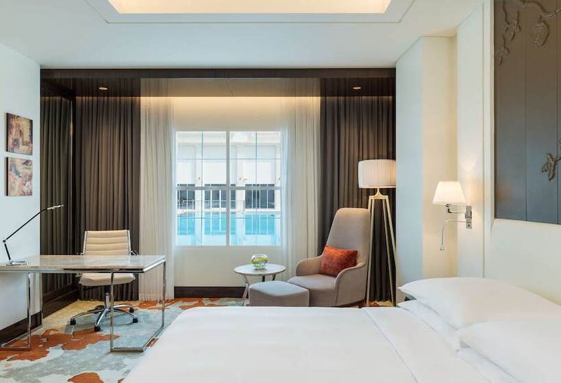 수피리어 룸, Radisson Blu Hotel, Ajman