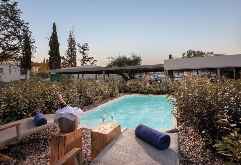 חדר דלוקס נוף לגינה, Rodostamo Hotel & Spa  Adults Friendly