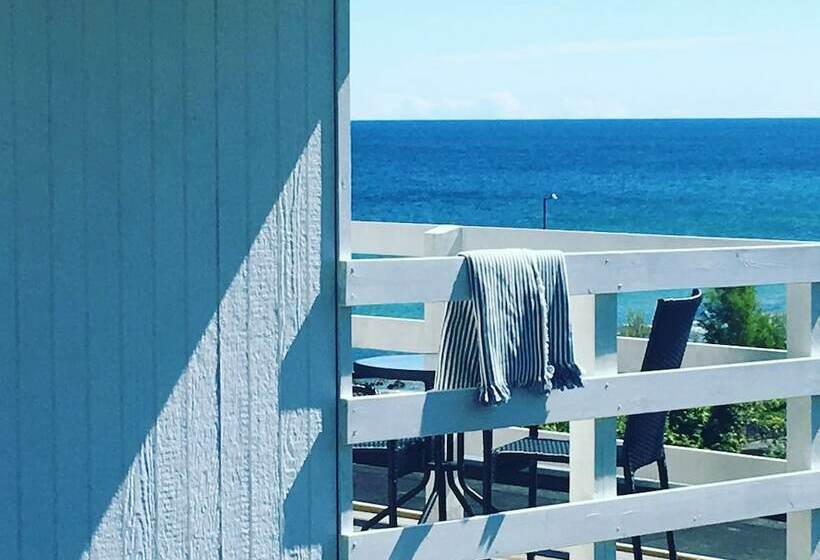 Camera Premium Vista Mare, Sandkaas Bade