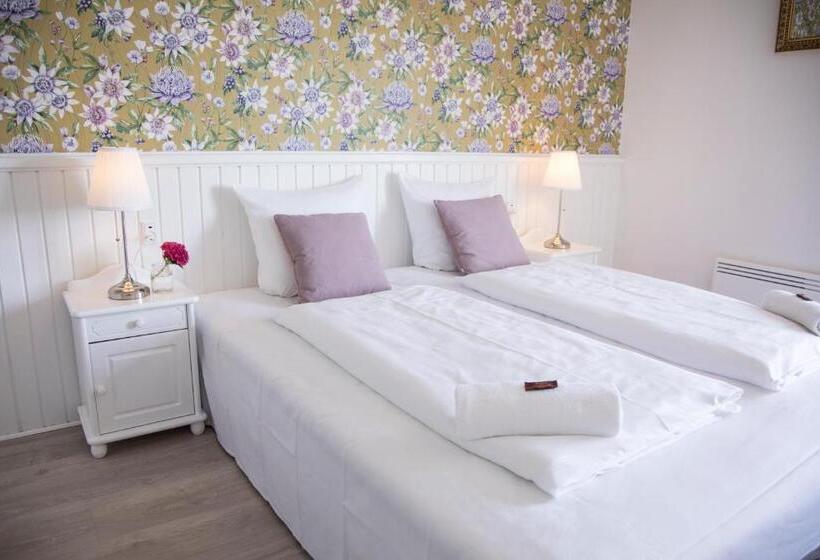 Camera Standard Vista Mare, Sandkaas Bade