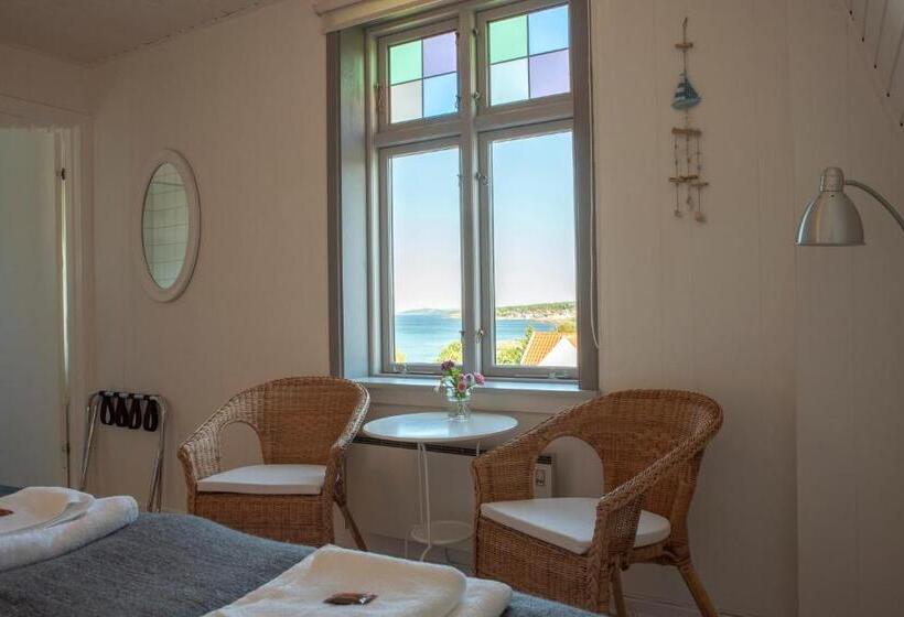 Camera Standard Vista Mare, Sandkaas Bade