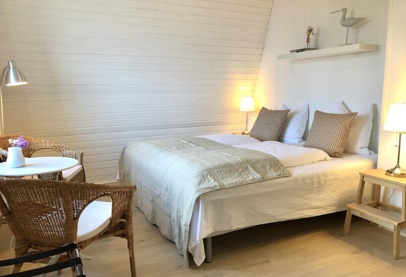 Camera Standard Vista Mare, Sandkaas Bade