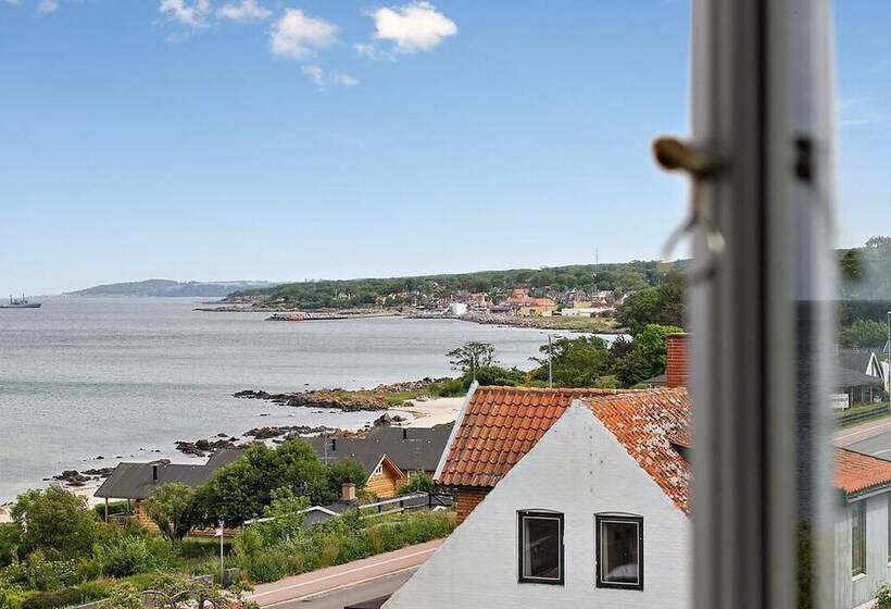 Camera Standard Vista Mare, Sandkaas Bade