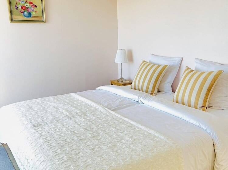 Camera Quadrupla Standard Vista Mare, Sandkaas Bade