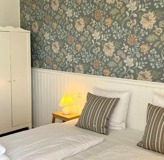 Camera Standard Vista Mare, Sandkaas Bade