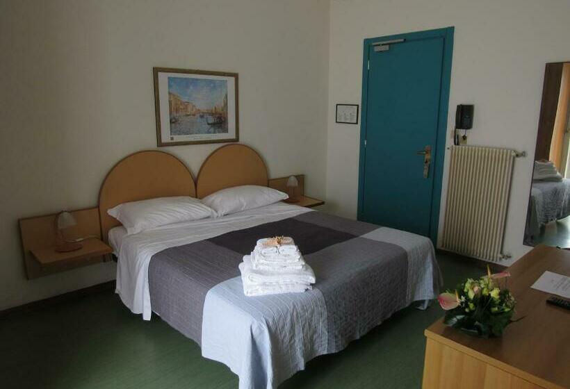 标准间, Stella Maris