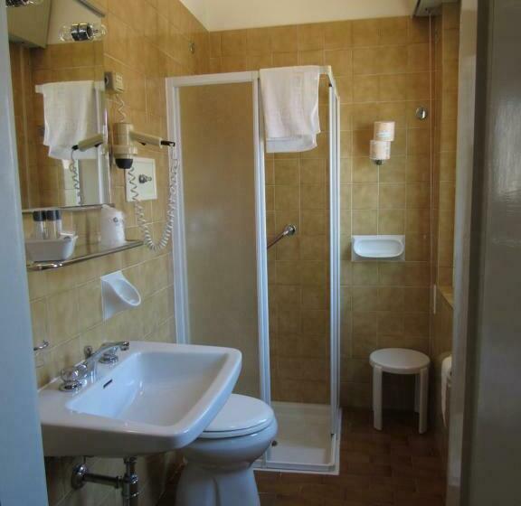 标准间, Stella Maris