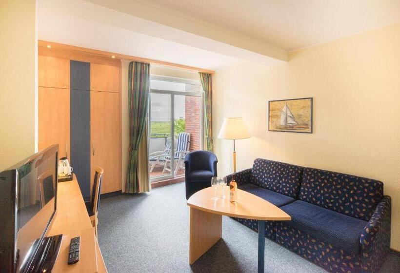 جناح, Strandburg