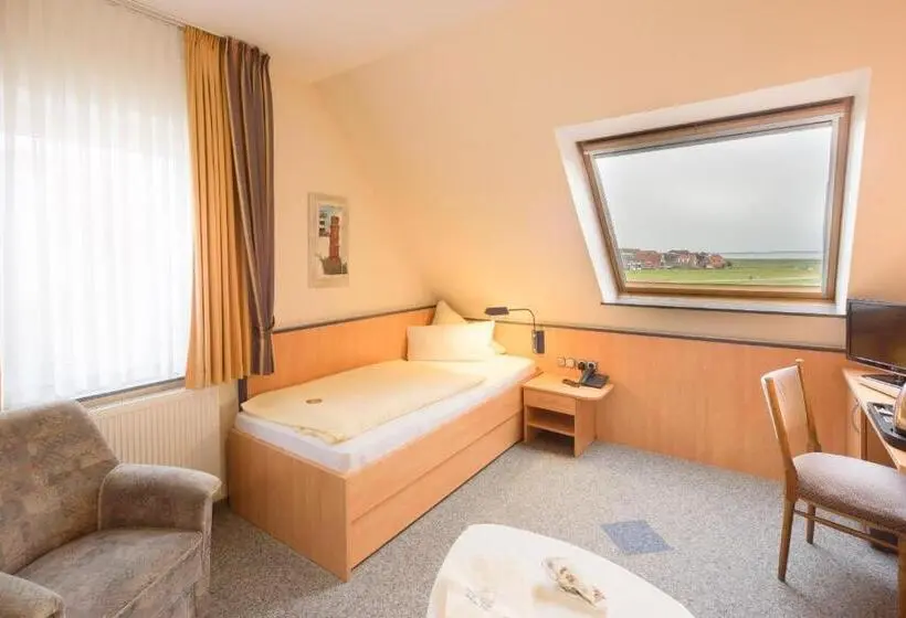 Standard Yhden Hengen Huone, Strandburg