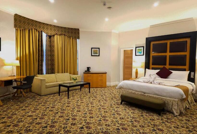 スイート, Crown Hotel Stone