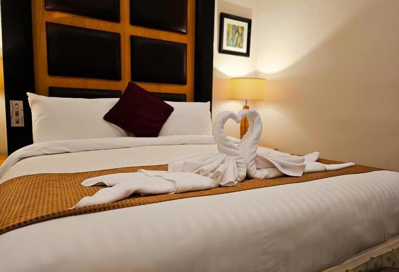 スイート, Crown Hotel Stone