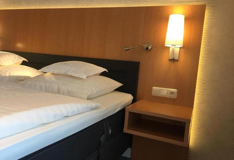 バルコニー付きスーペリアルーム, Landhotel Alberts