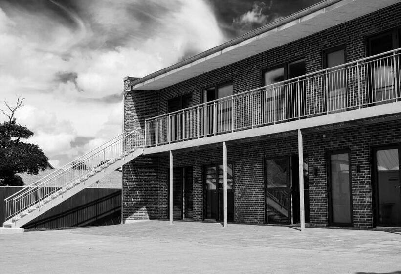 غرفة قياسية, Phønix