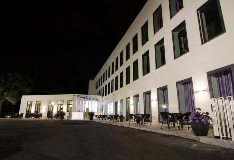 标准间带露台, A Hotels Glostrup