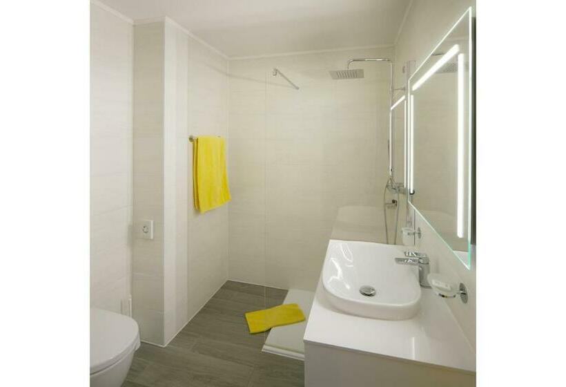 Номер Superior с Балконом, Aparthotel Al Lago