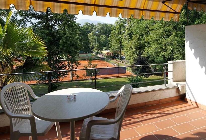 غرفة قياسية مزوَّدة بشُرفة, Aparthotel Al Lago