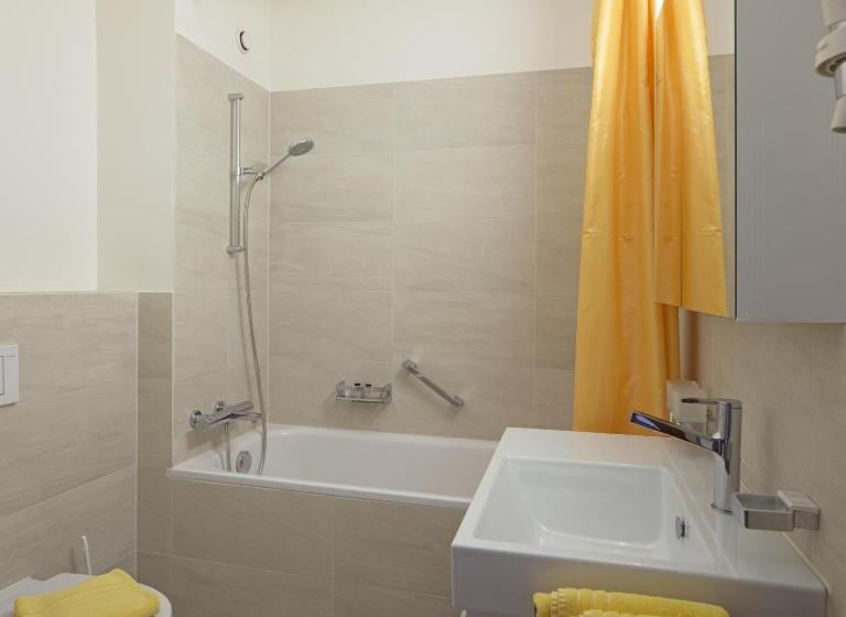 غرفة سوبيريور عائلية, Aparthotel Al Lago