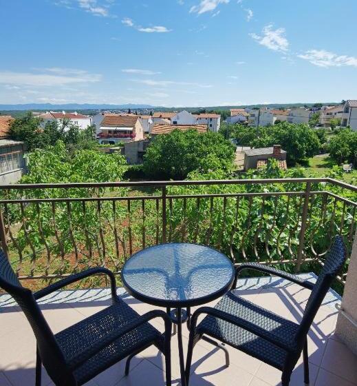 Номер Стандарт с Балконом, B&b Marijana