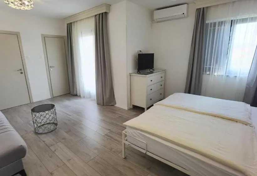 バルコニー付きスタンダードルーム, B&b Marijana