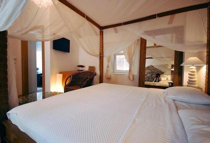 اتاق استاندارد با تراس, Boutique Hotel Placa