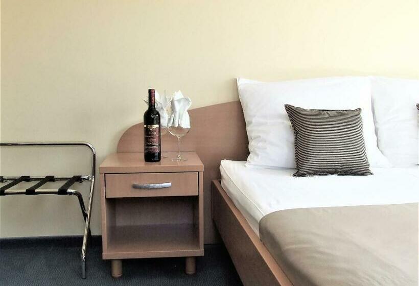 スタンダードルーム, Central Slavonski Brod