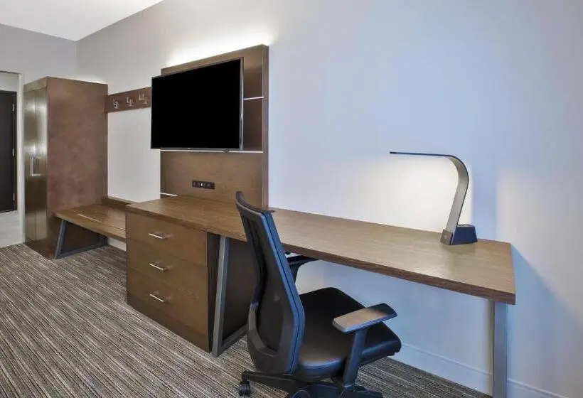 スタンダードルーム, Holiday Inn Express & Suites Okemos   University Area, An Ihg