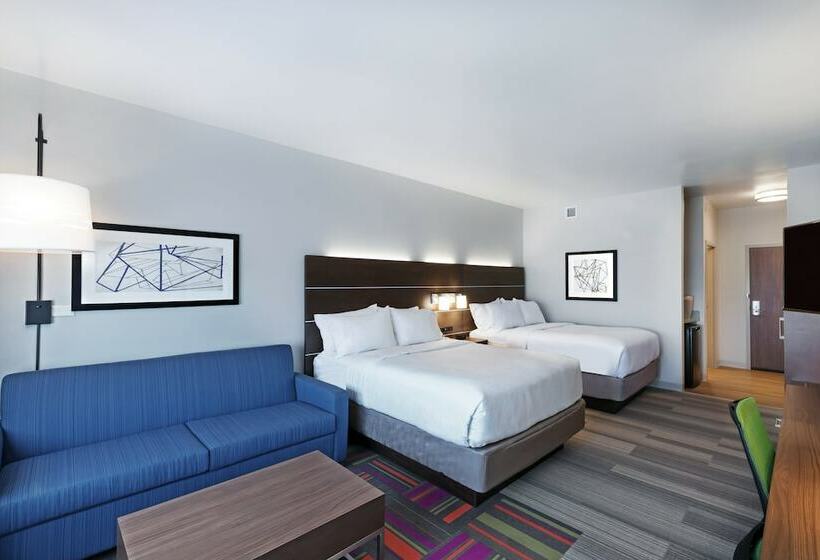 스위트, Holiday Inn Express And Suites Chanute, An Ihg