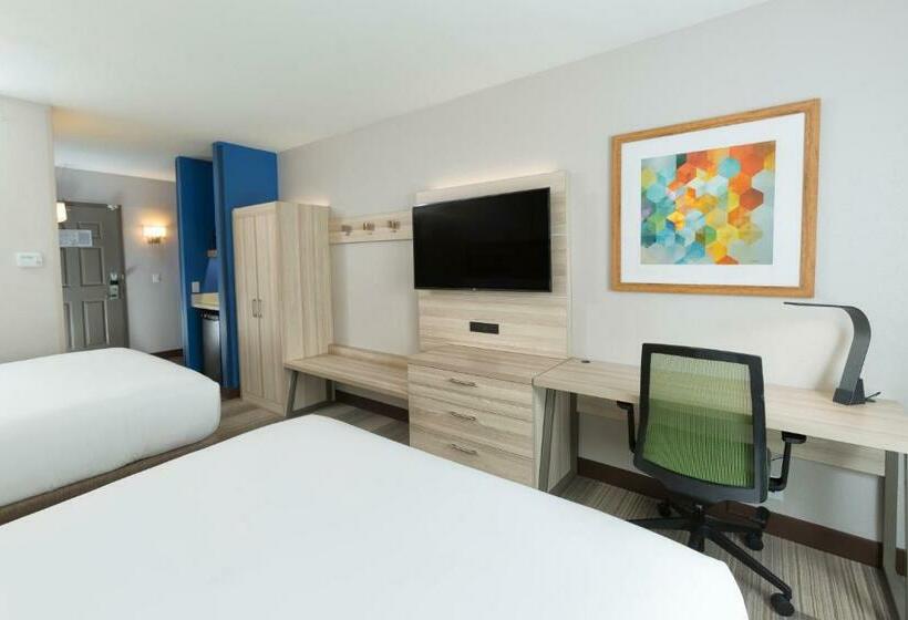 Номер Стандарт 2 Двуспальные Кровати, Holiday Inn Express & Suites S Lake Buena Vista, An Ihg