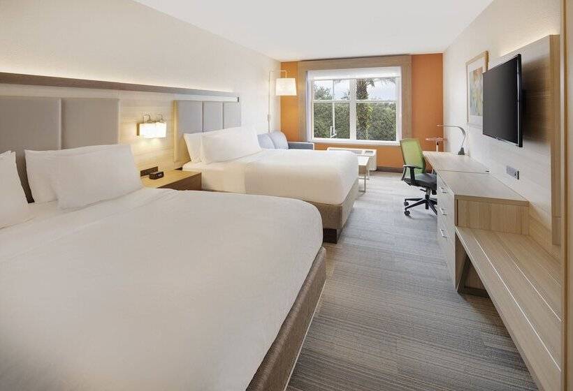带2个双人床的标准工作室, Holiday Inn Express & Suites S Lake Buena Vista, An Ihg